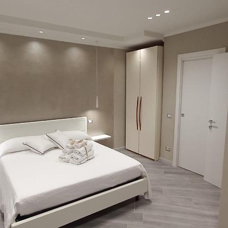 Bed and Breakfast Bellatmosfera Trani Exterior foto